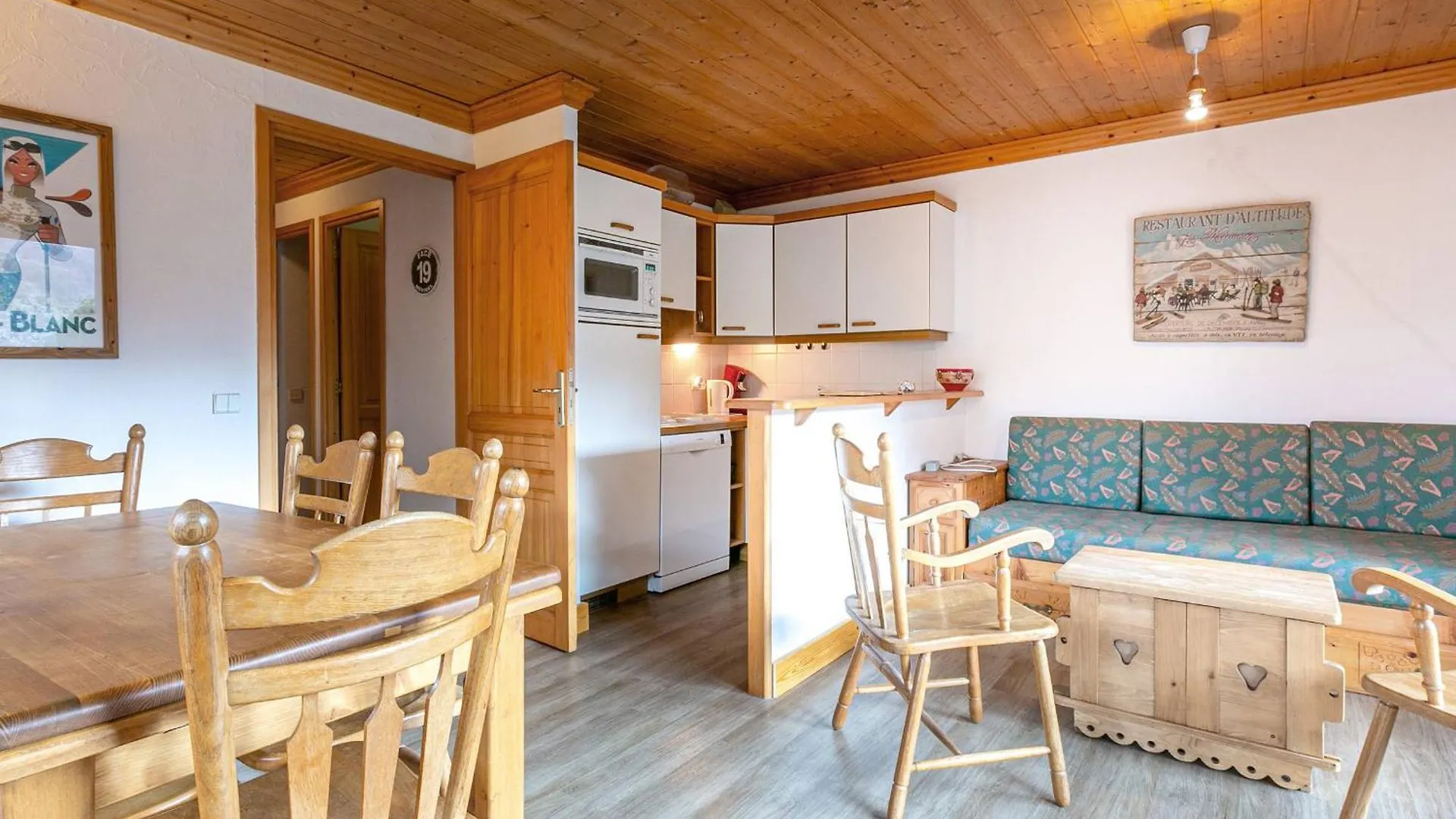 Appartement Familial - 2 Chambres, Balcon, Proche Pistes, Meribel - Fr-1-355-96